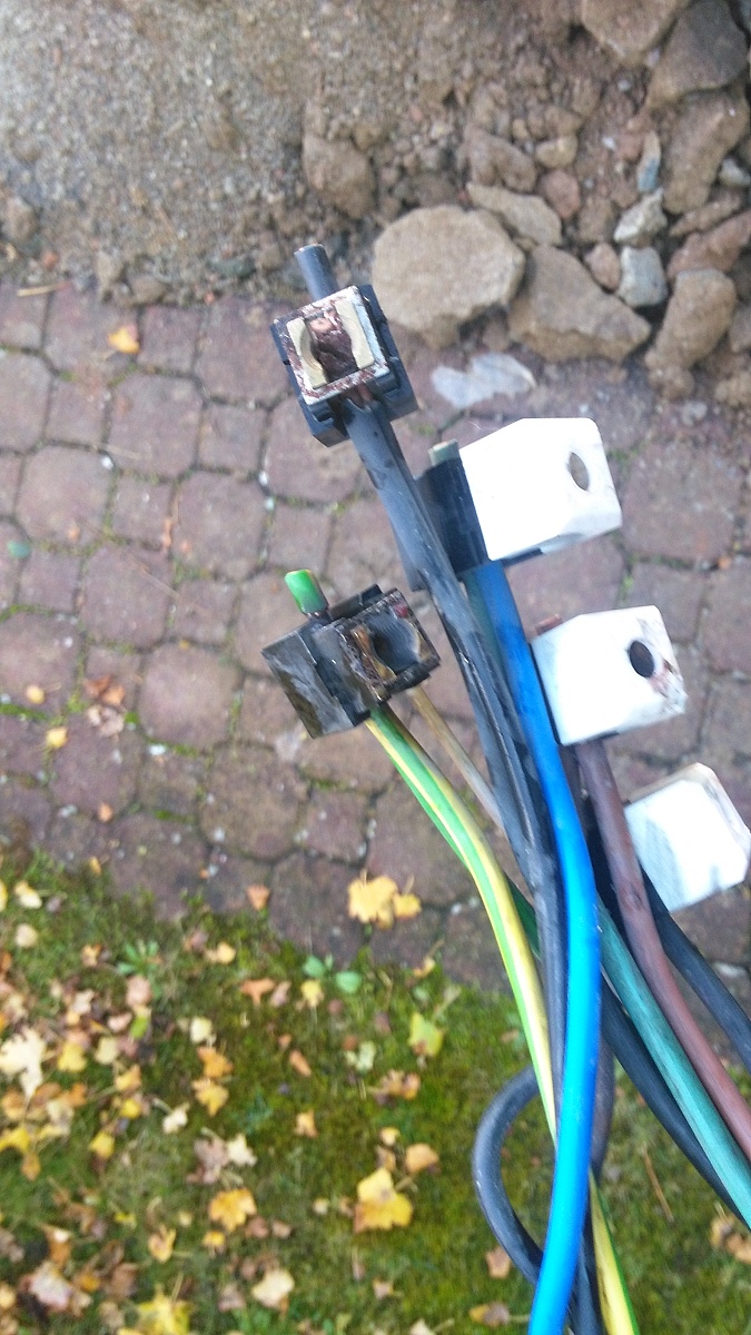 Jak najít přerušený kabel v zemi?